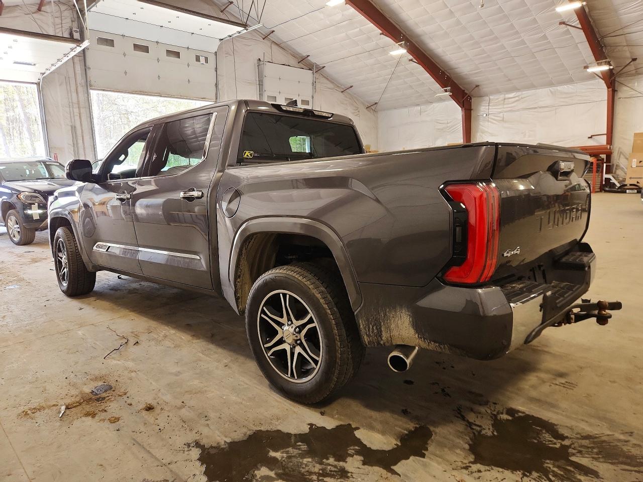 2023 Toyota Tundra VIN 5TFMC5DB5PX016102 photo 2
