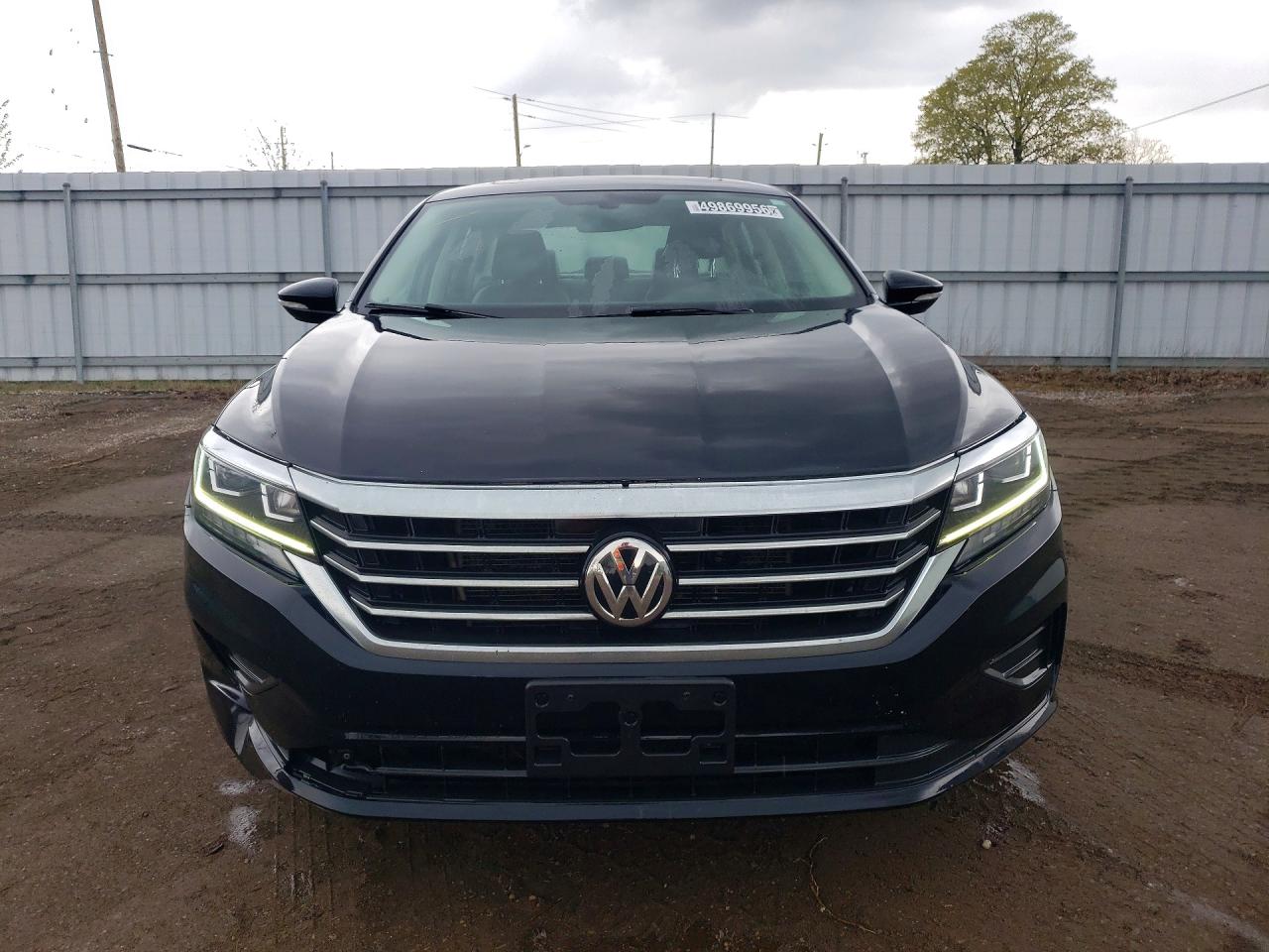 2021 Volkswagen Passat VIN 1VWBA7A3XMC002900 photo 5