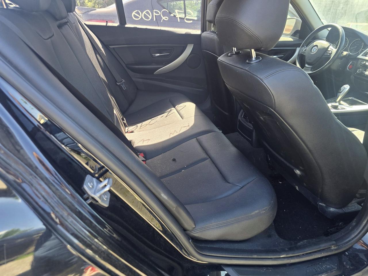 2015 BMW 3 series VIN WBA3C3G51FNS72900 photo 6