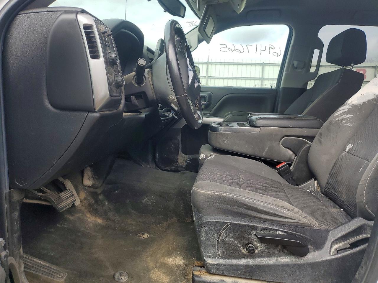 2018 Chevrolet All models VIN 1GCUKREC5JF248083 photo 7