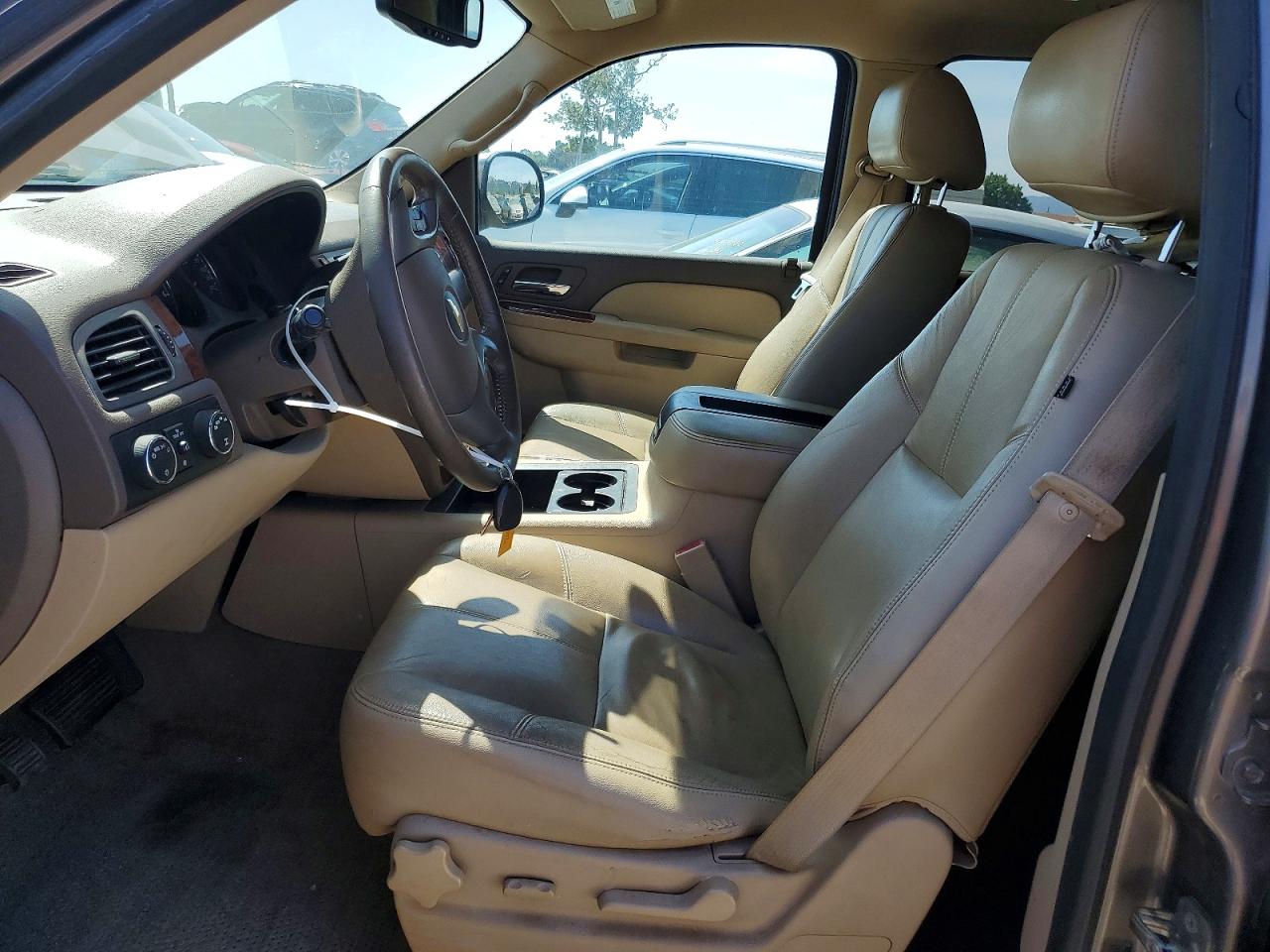 2012 Chevrolet Suburban VIN 1GNSKJE7XCR191707 photo 7