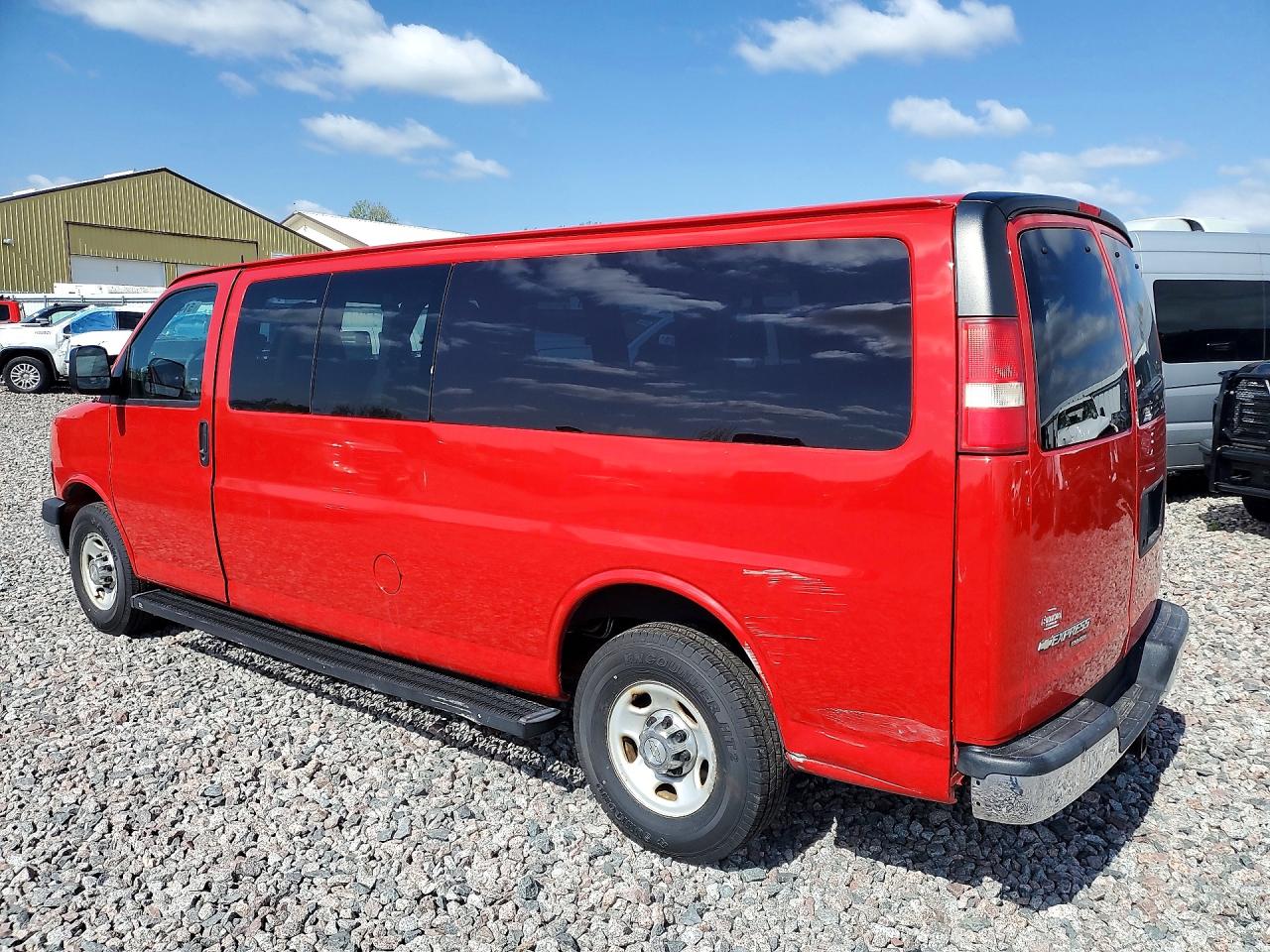 2014 Chevrolet Express VIN 1GAZG1FG9E1123691 photo 2