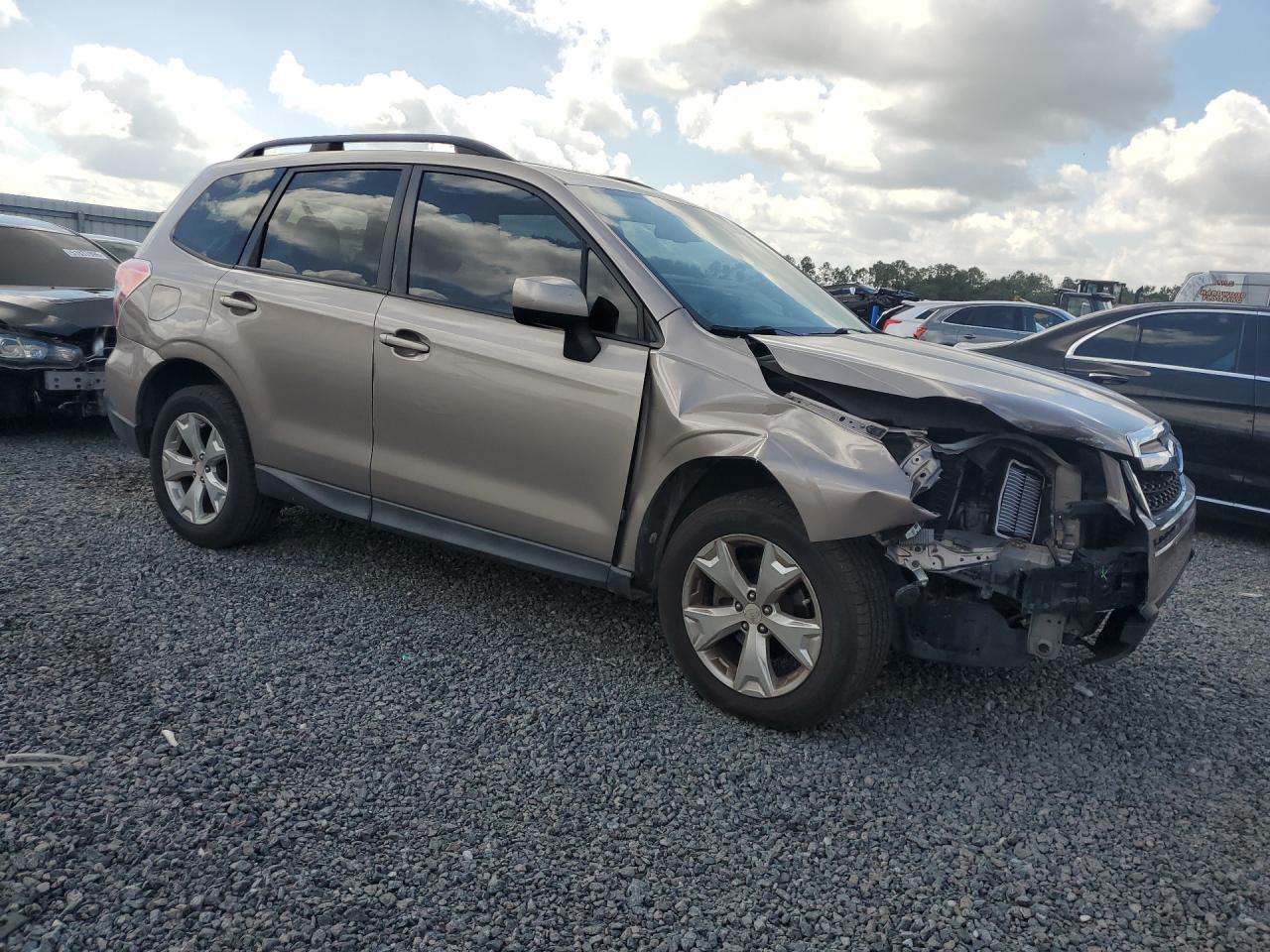 2015 SUBARU Forester VIN JF2SJADC0FH459007 photo 4