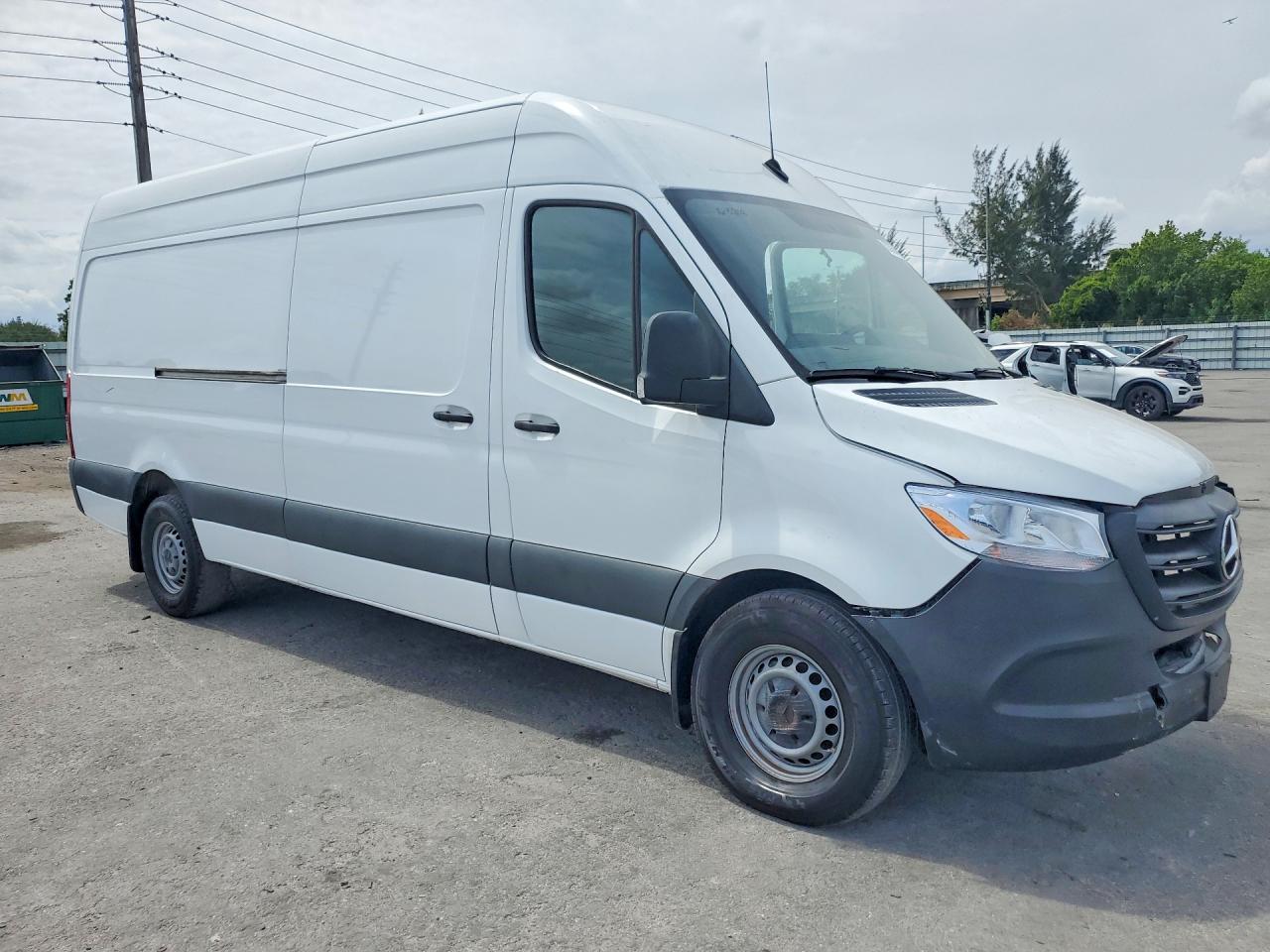 2021 Mercedes-Benz Sprinter VIN W1W4DCHY1MT047743 photo 4