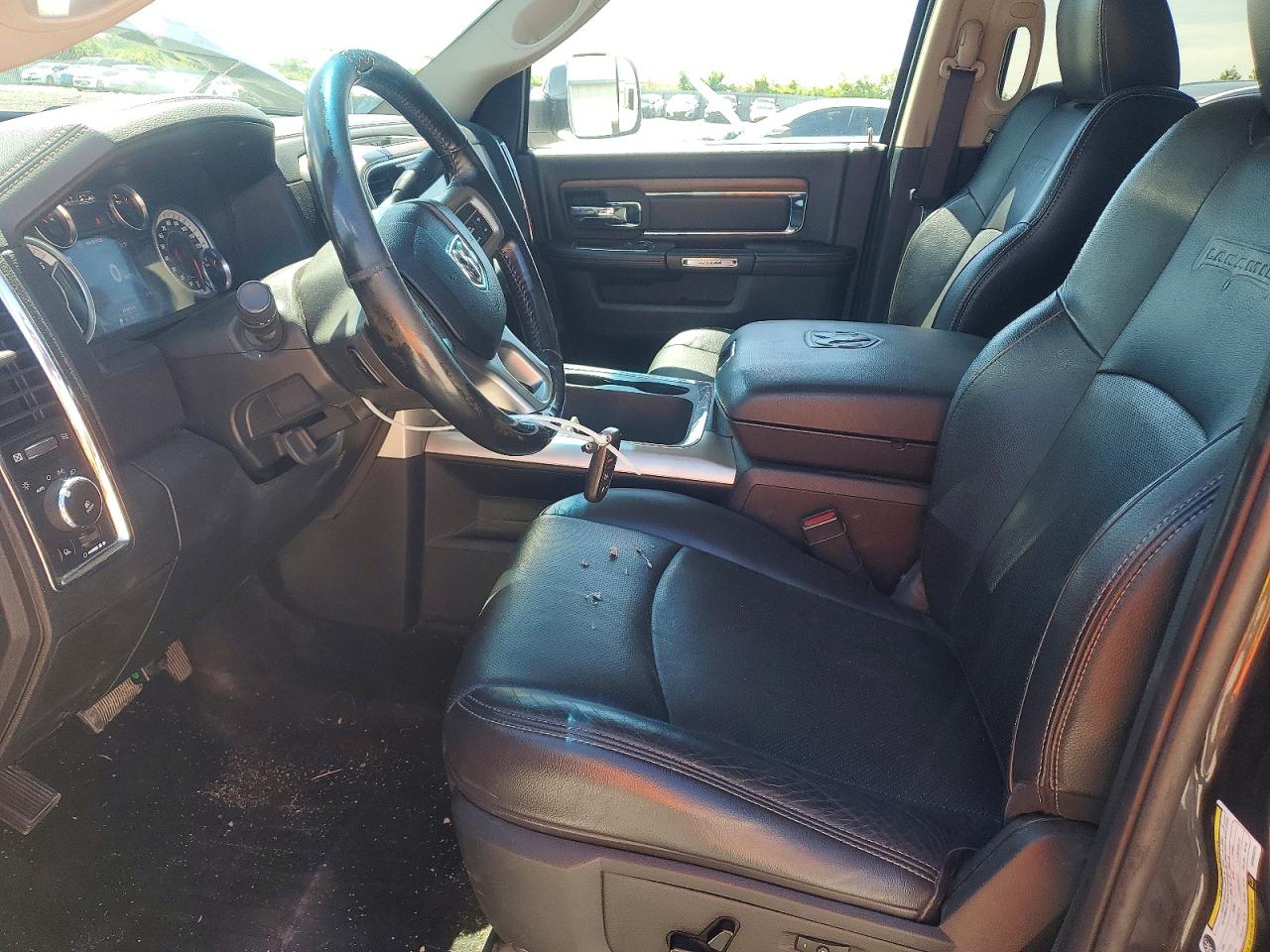 2016 Ram 3500 VIN 3C63RRJLXGG365914 photo 7