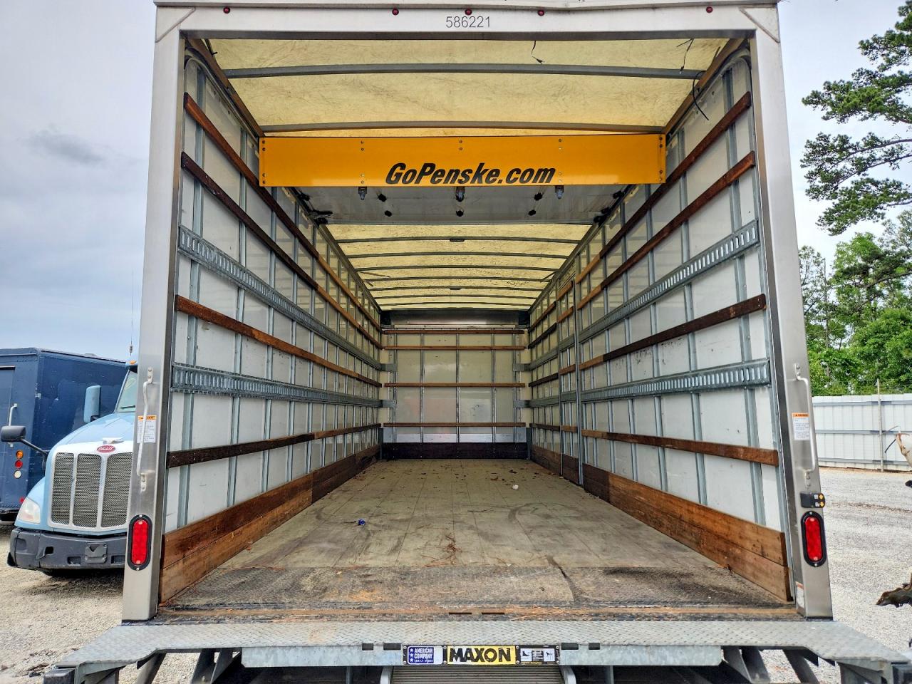 2023 FREIGHTLINER All other VIN 3ALACWFC0PDNT2256 photo 10