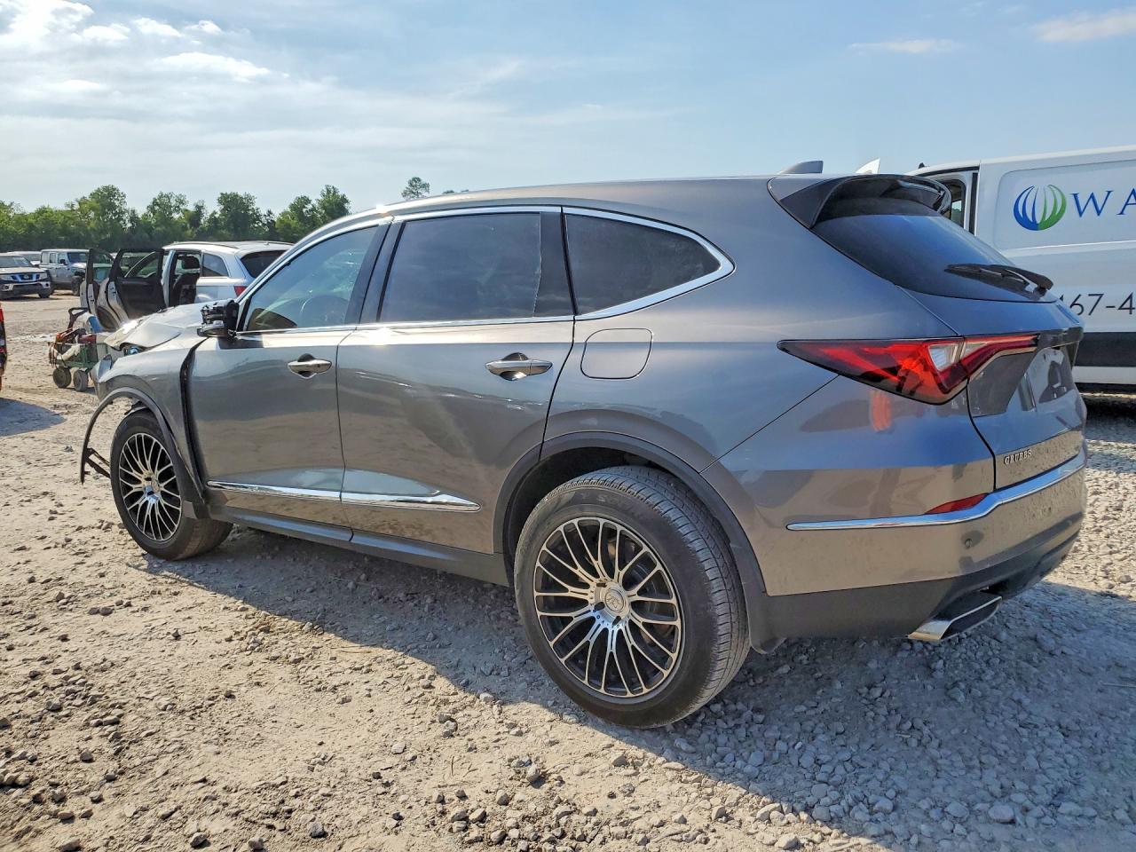 2024 Acura Mdx VIN 5J8YE1H45RL012255 photo 2