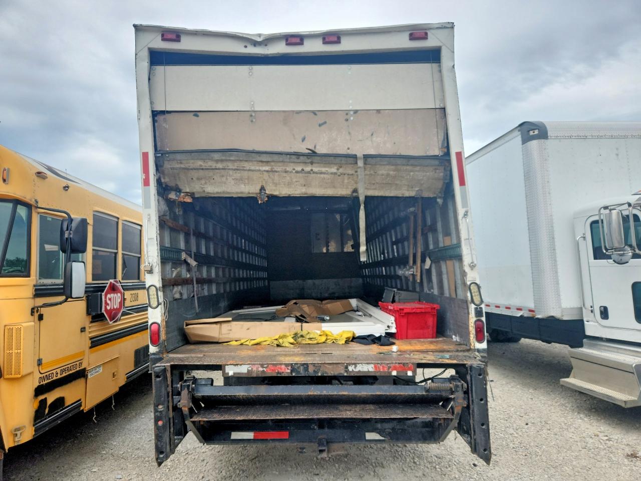 2005 KENWORTH All models VIN 2NKMHZ6X25M074466 photo 6
