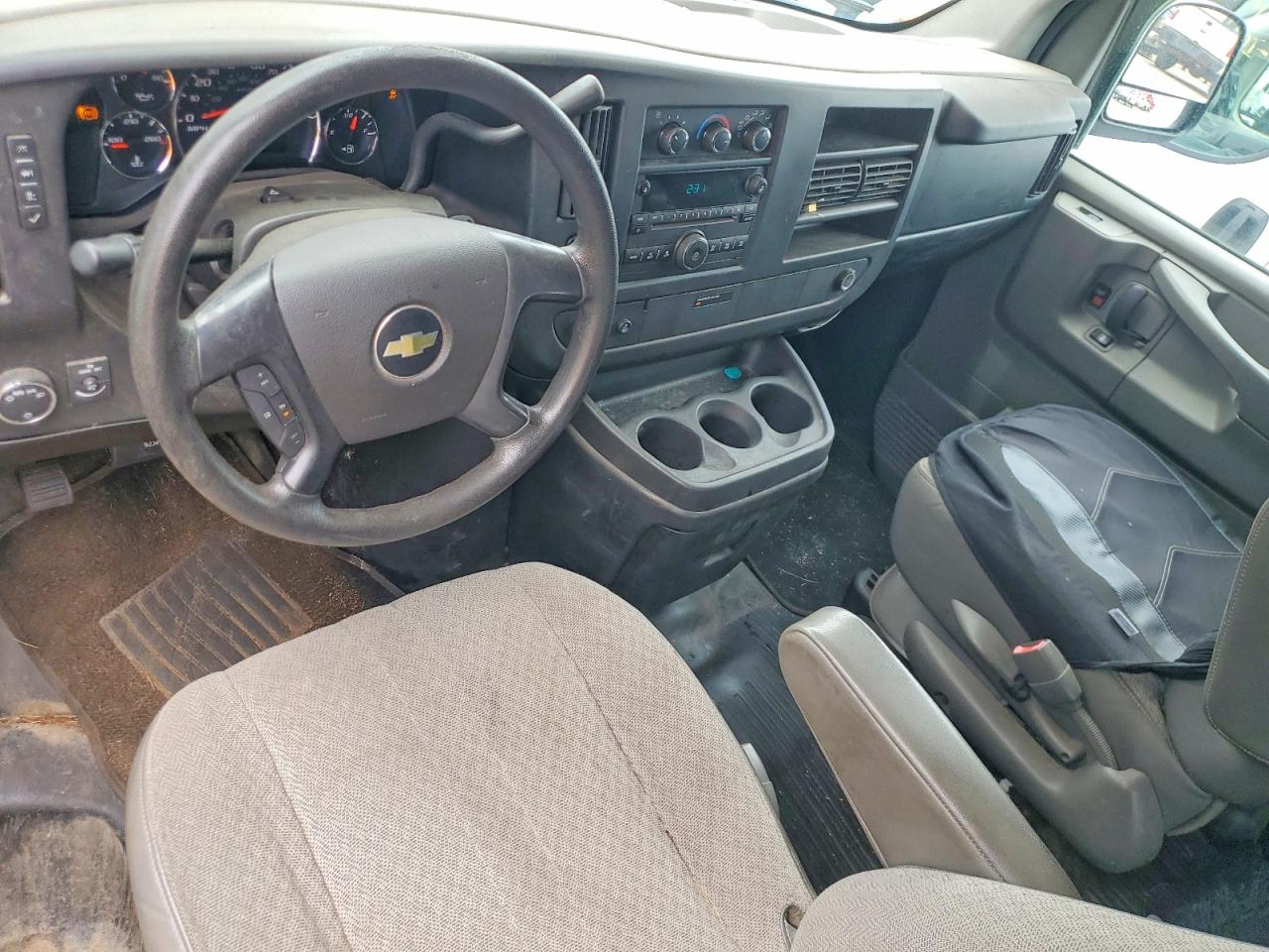 2014 CHEV Express VIN 1GCSGAFX9E1194026 photo 8