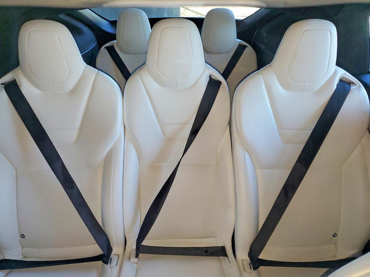 2016 Tesla Model x VIN 5YJXCAE46GFF00055 photo 11