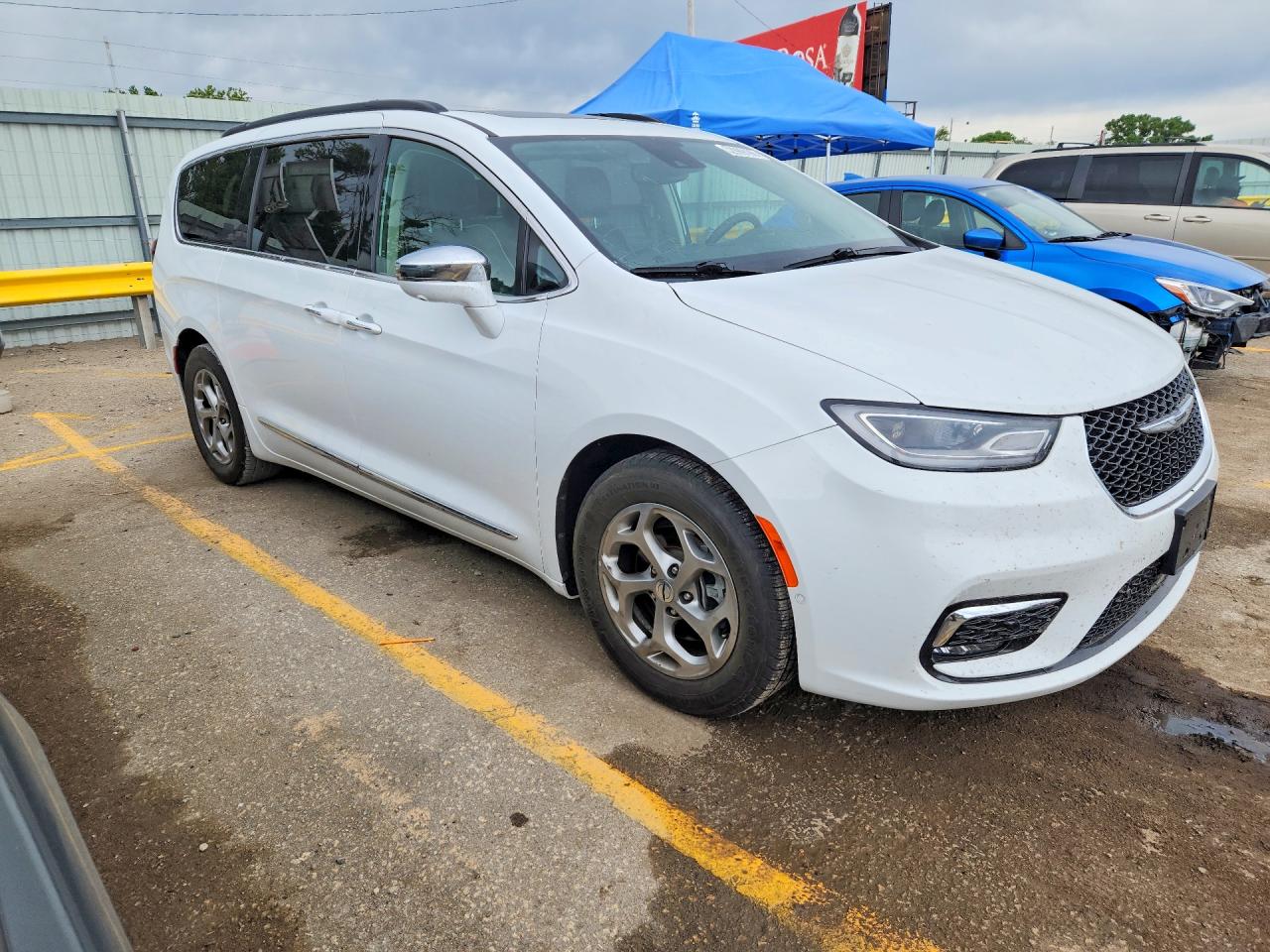 2022 Chrysler Pacifica VIN 2C4RC1GG7NR180825 photo 4