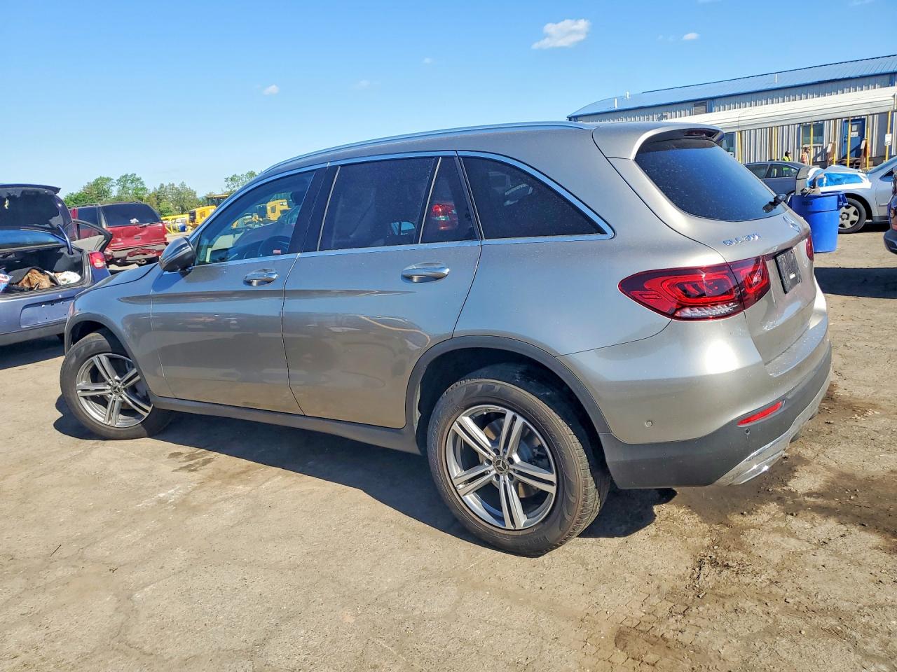 2021 Mercedes-Benz Glc class VIN W1N0G8EB6MF894425 photo 2