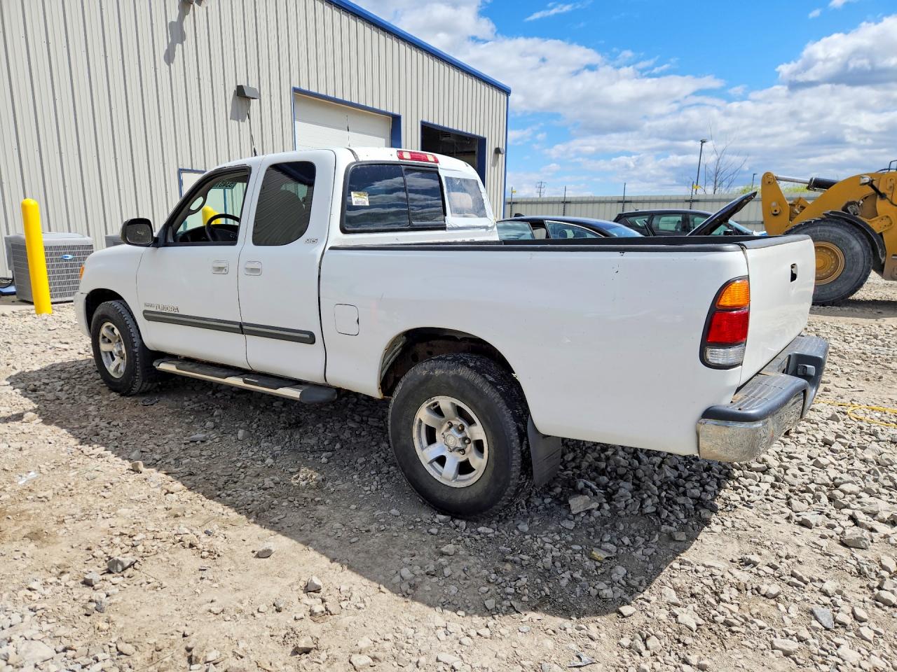 2003 Toyota Tundra VIN 5TBRT34153S366839 photo 2