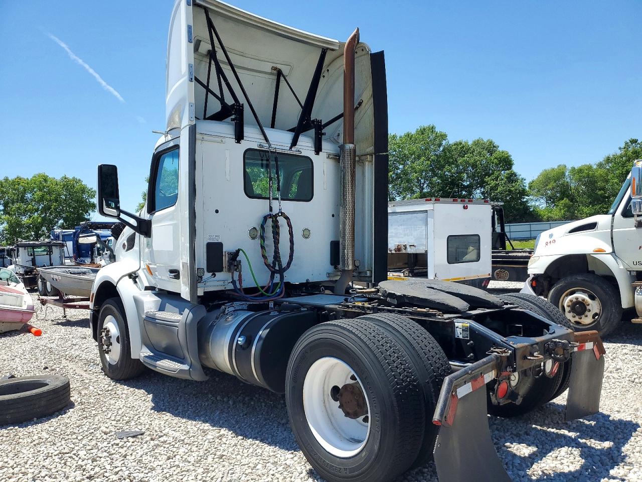 2016 PETERBILT All other VIN 1XPBA48XXGD354432 photo 3