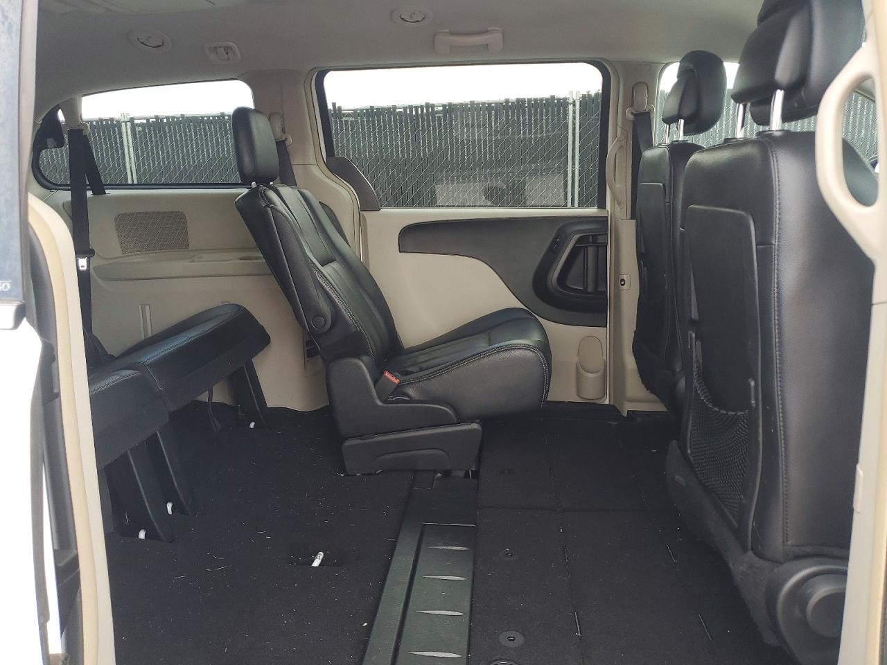2014 Chrysler Minivan VIN 2C4RC1BG9ER208437 photo 11