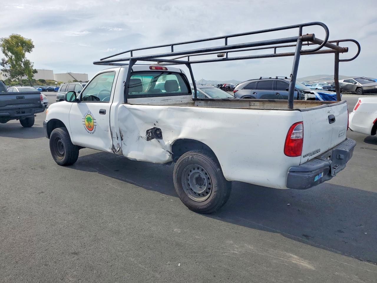 2006 TOYOTA Tundra VIN 5TBJU32126S463014 photo 2