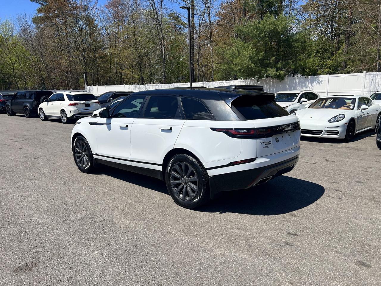 2018 Land Rangerover VIN SALYL2RV1JA757563 photo 3