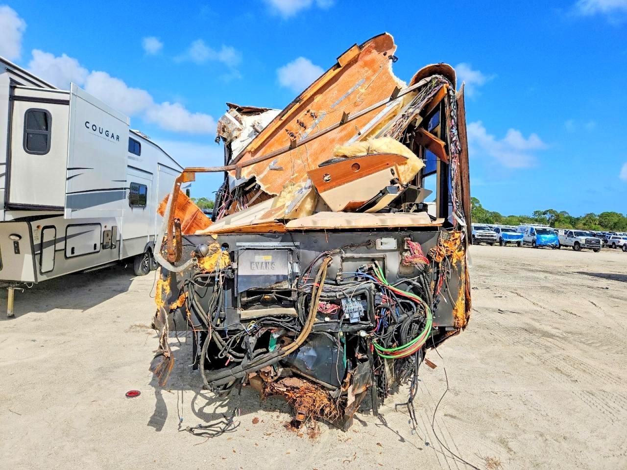 2002 SPARTAN All other VIN 4VZAT34952C040841 photo 9