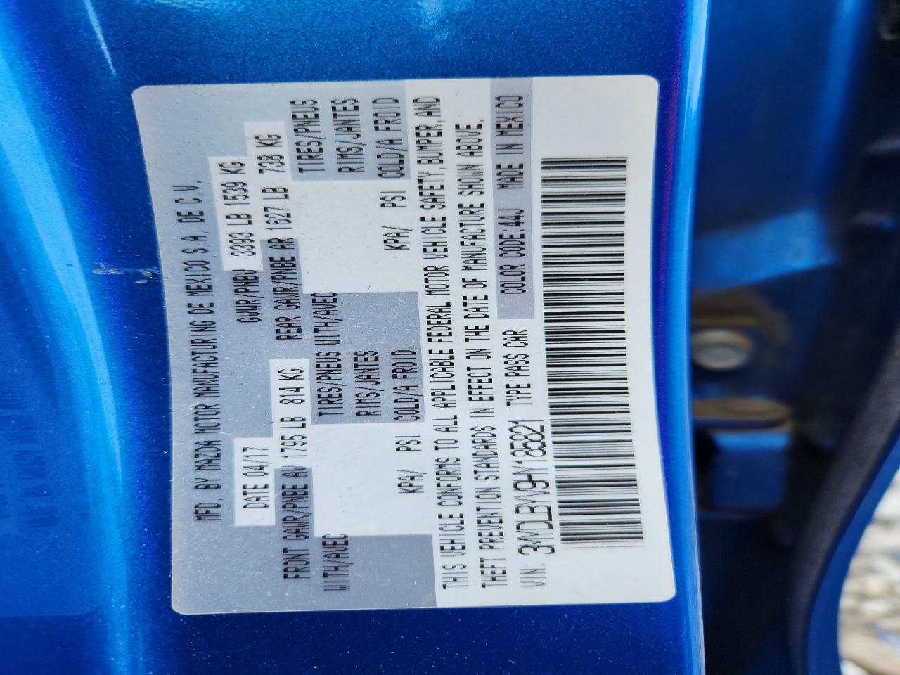 2017 Toyota Yaris VIN 3MYDLBYV9HY185821 photo 12