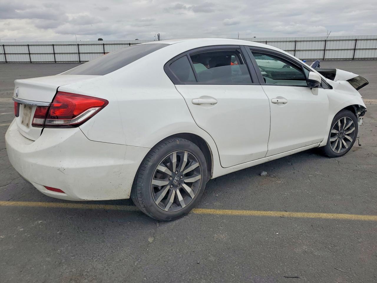 2014 Honda Civic VIN 19XFB2F99EE245545 photo 3