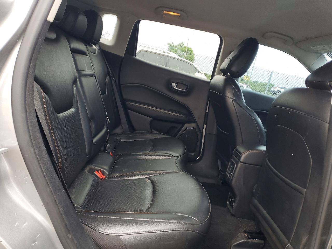 2019 Jeep Compass VIN 3C4NJCCB1KT659941 photo 11