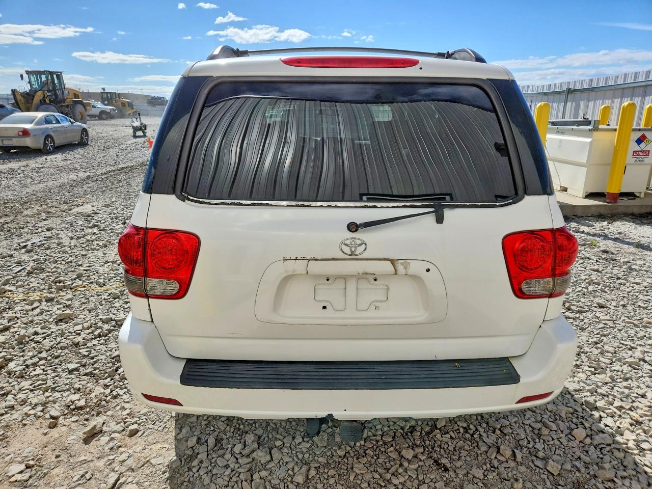 2006 Toyota Sequoia VIN 5TDBT44A96S257867 photo 6