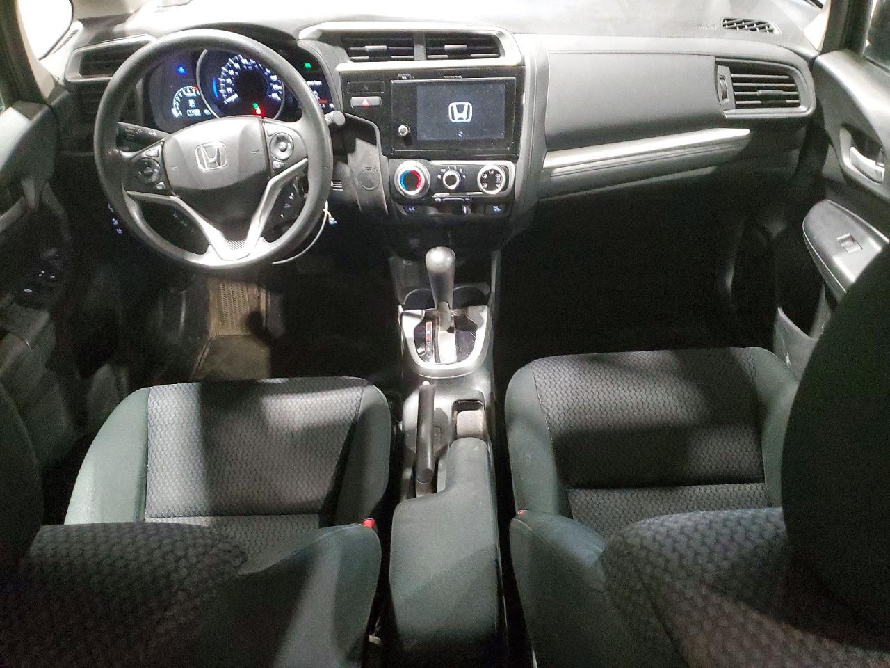 2019 Honda Fit VIN 3HGGK5H58KM101990 photo 8