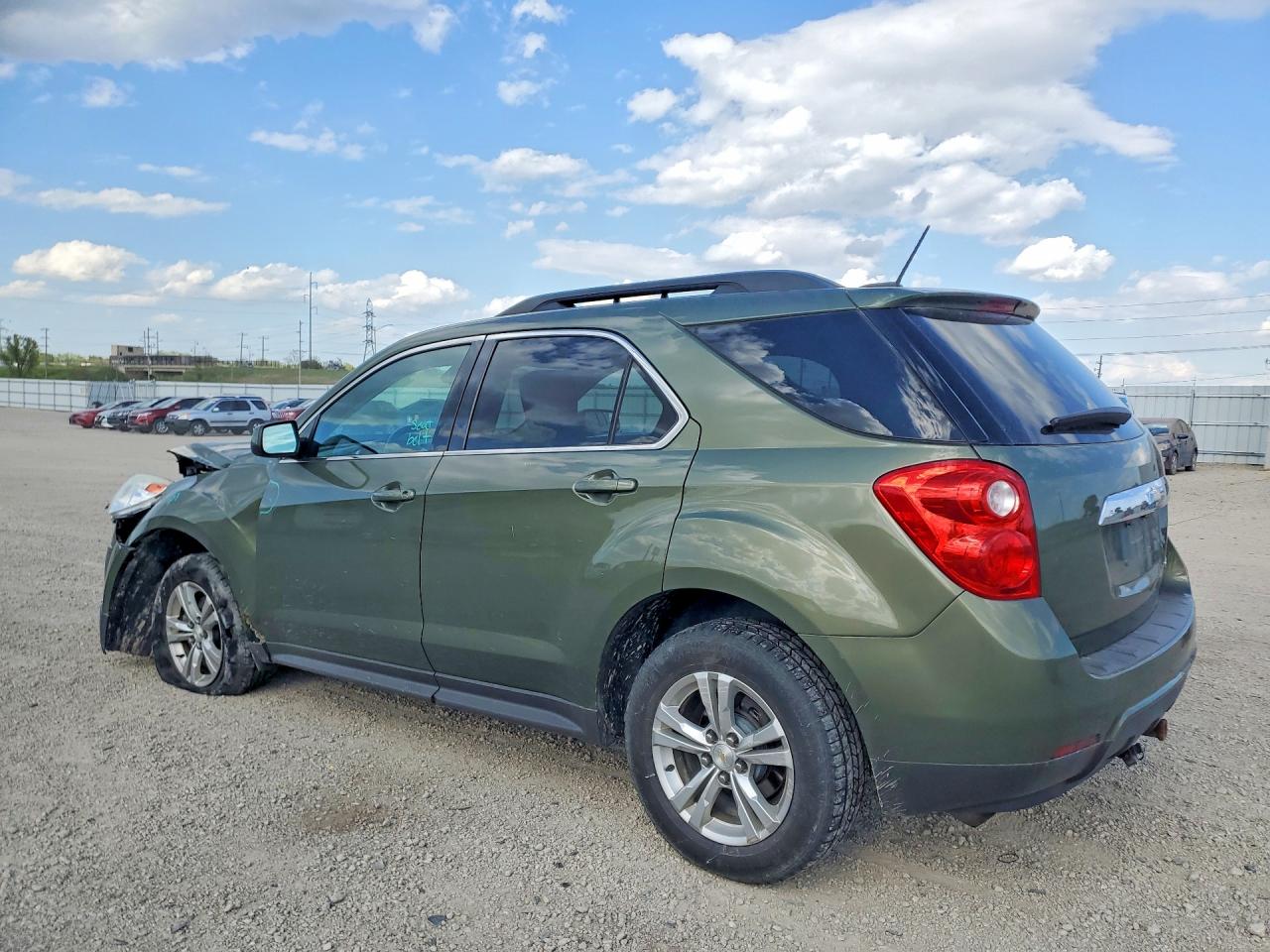 2015 Chevrolet Equinox VIN 2GNALCEK6F6140486 photo 2