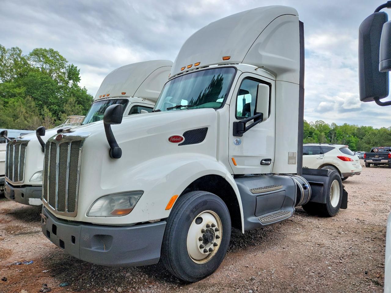 2018 PETERBILT All other VIN 1XPBA48X1JD477673 photo 2