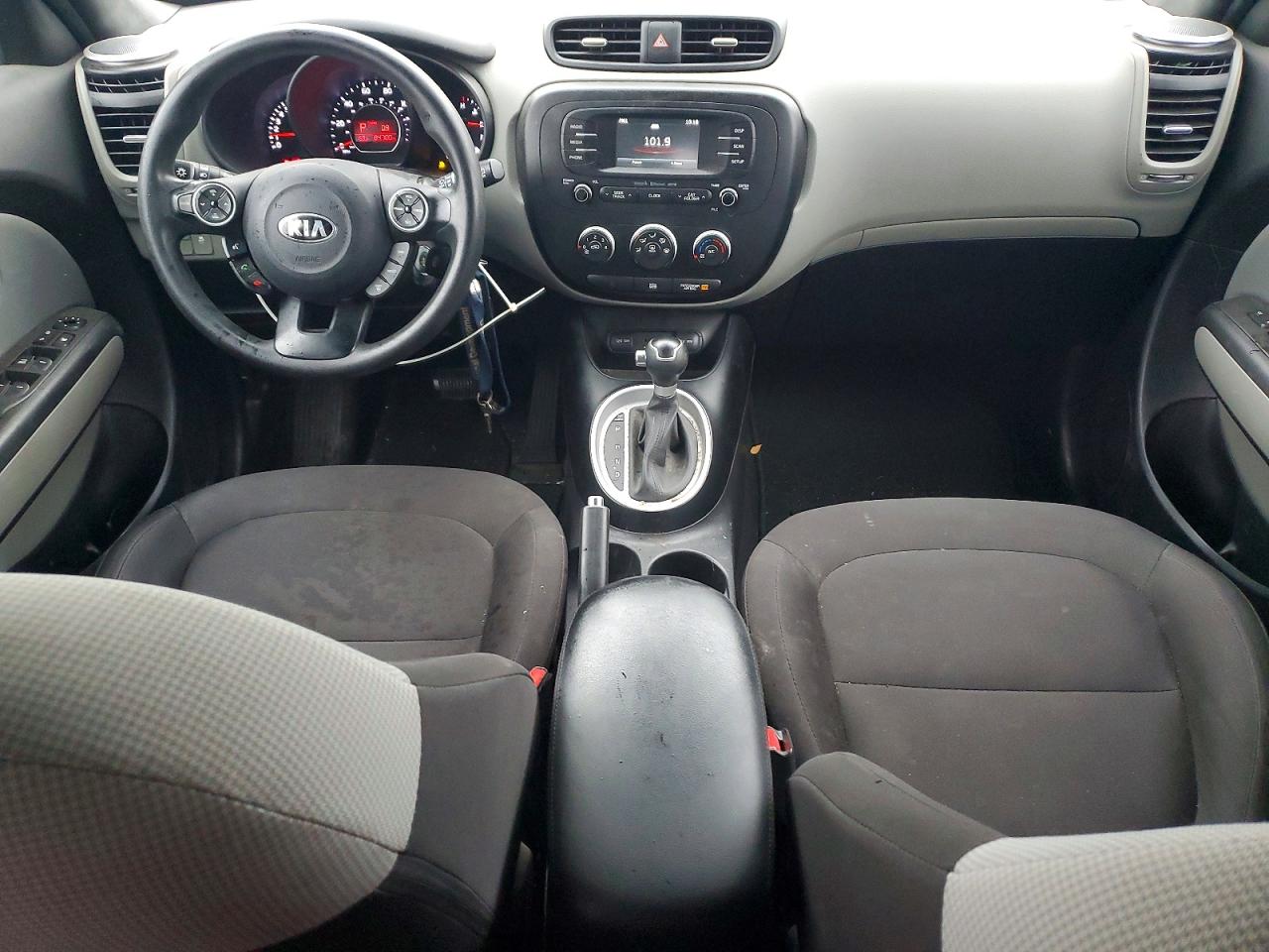 2016 Kia Soul base VIN KNDJN2A21G7387502 photo 8