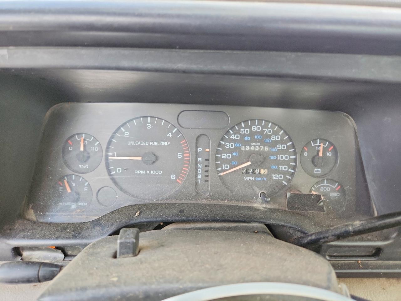 1996 Dodge Ram 2500 VIN 1B7KF26W8TS654672 photo 9