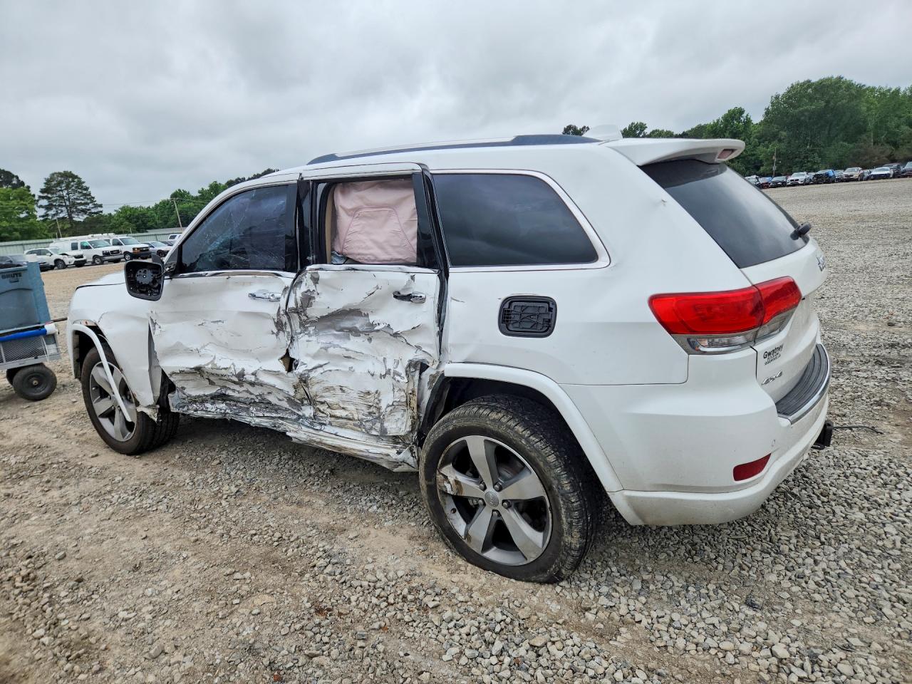 2015 Jeep Grand cher VIN 1C4RJFCG6FC942738 photo 2
