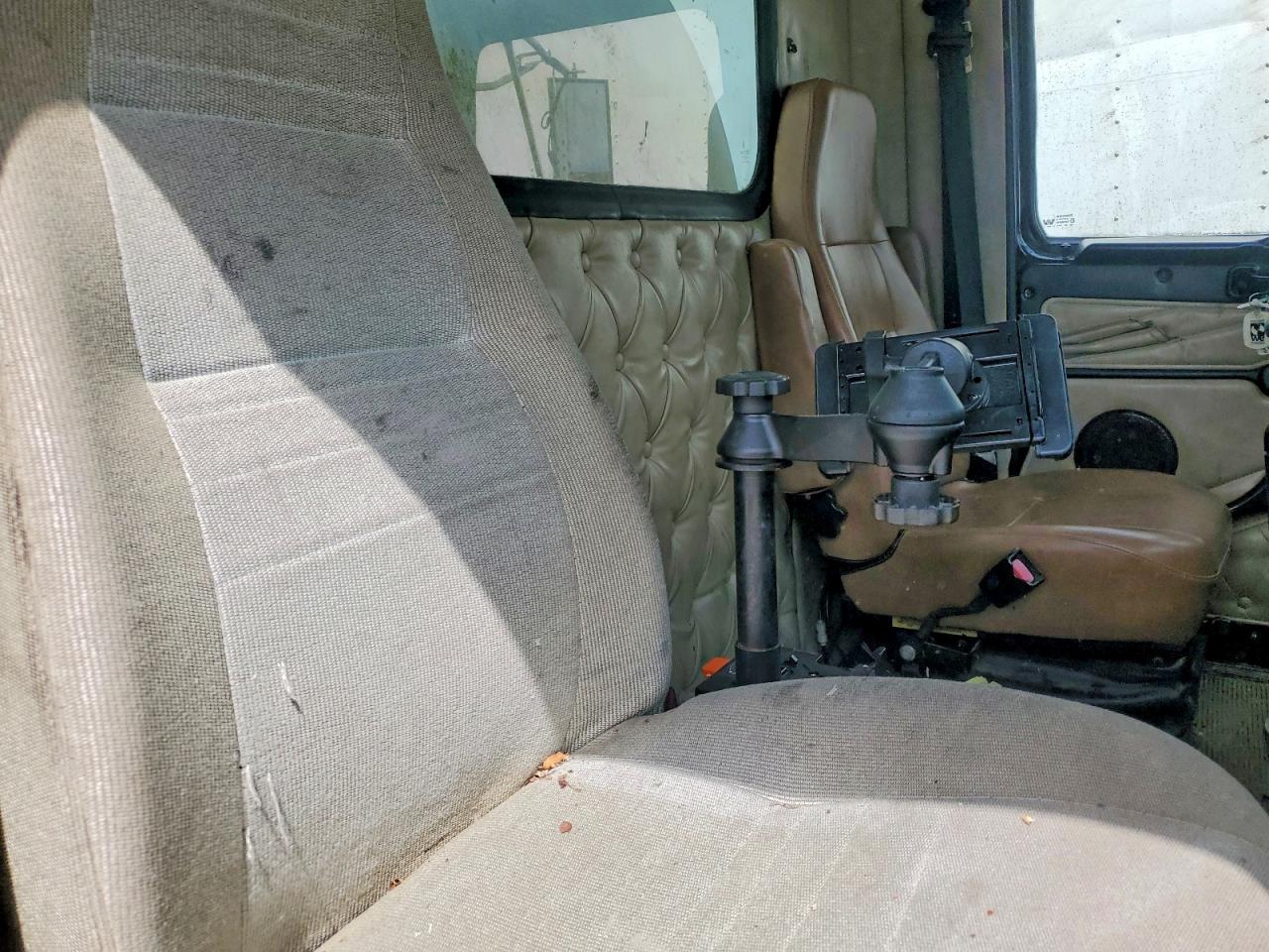 2008 WESTERN All models VIN 5KKMAECK48PAB0863 photo 6