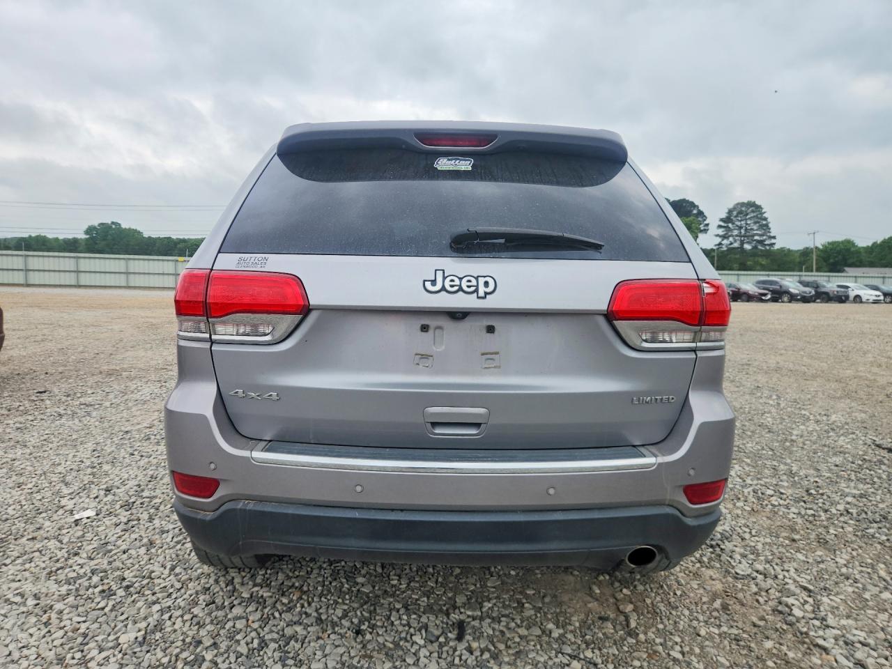 2018 Jeep Cherokee VIN 1C4RJFBG5JC308573 photo 6
