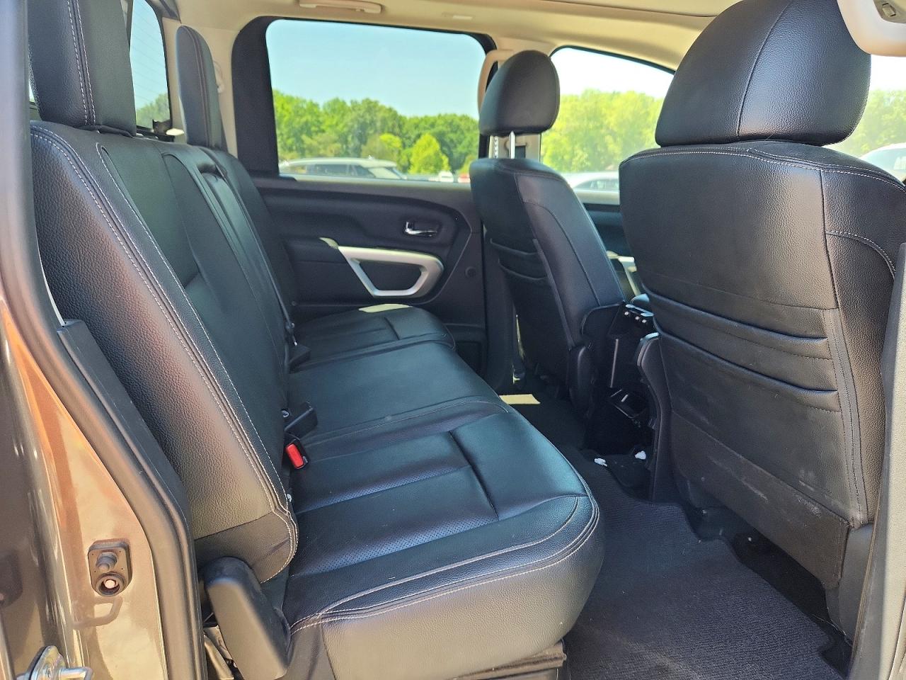 2020 Nissan TITAN VIN 1N6AA1EDXLN509570 photo 10