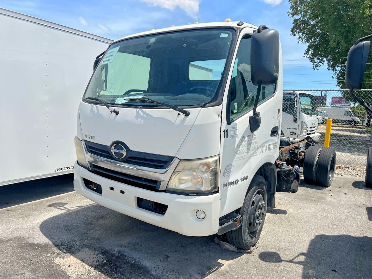 2016 HINO All models VIN JHHHDM2H4GK001696 photo 2