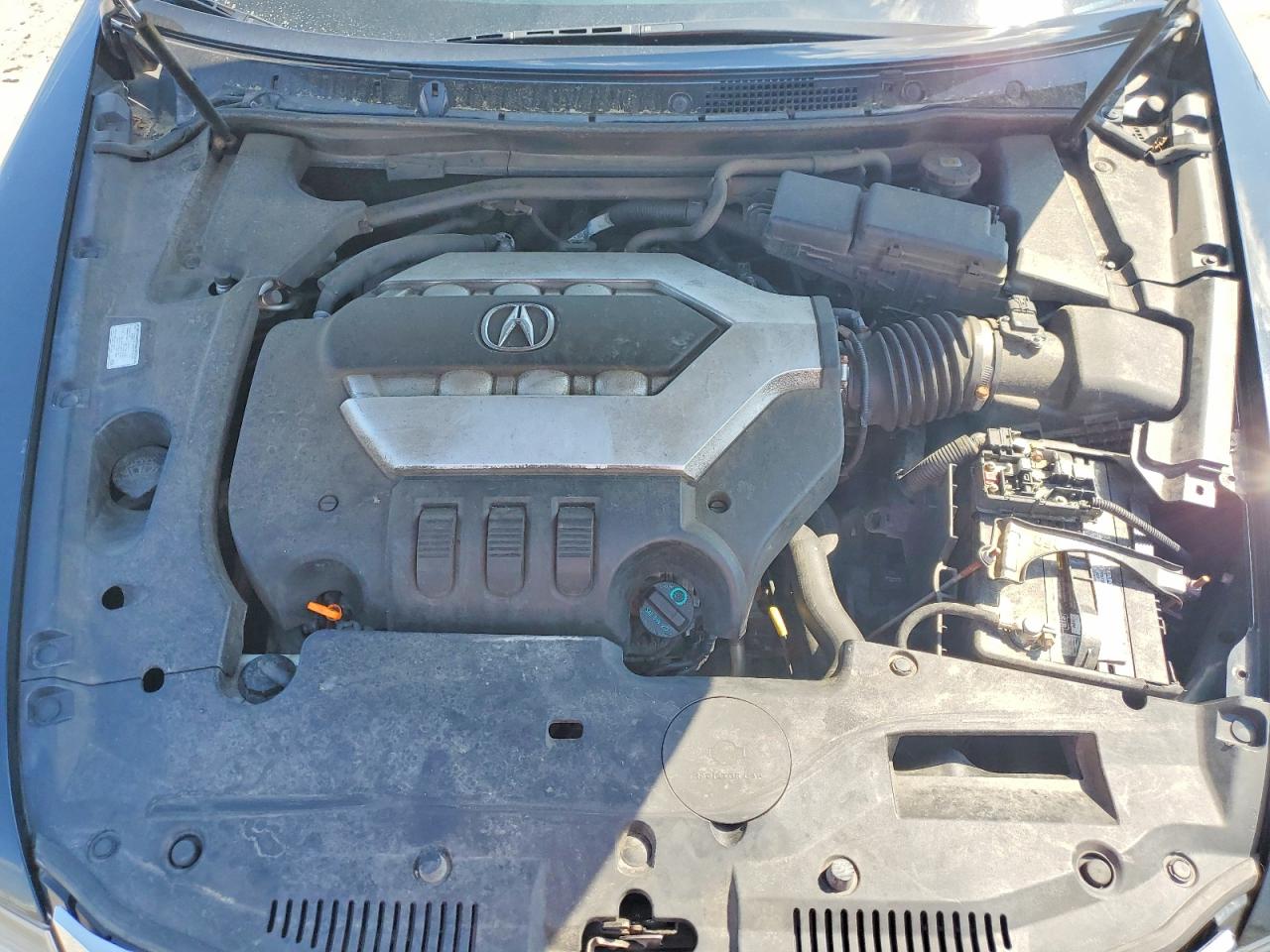 2012 Acura Rl VIN JH4KB2F65CC000202 photo 11