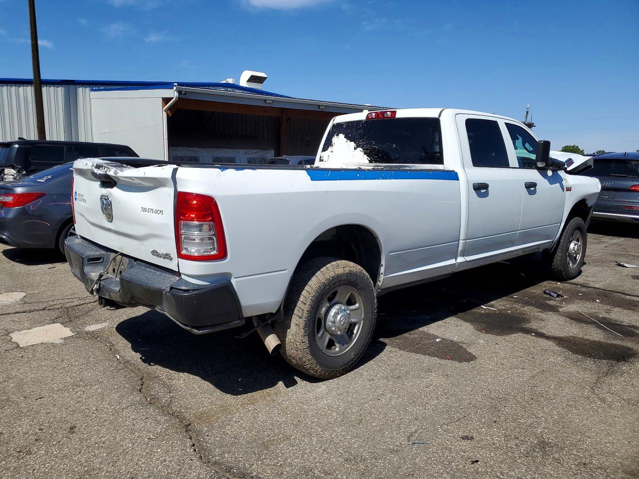 2022 Ram 3500 VIN 3C63R3GJ5NG276817 photo 3