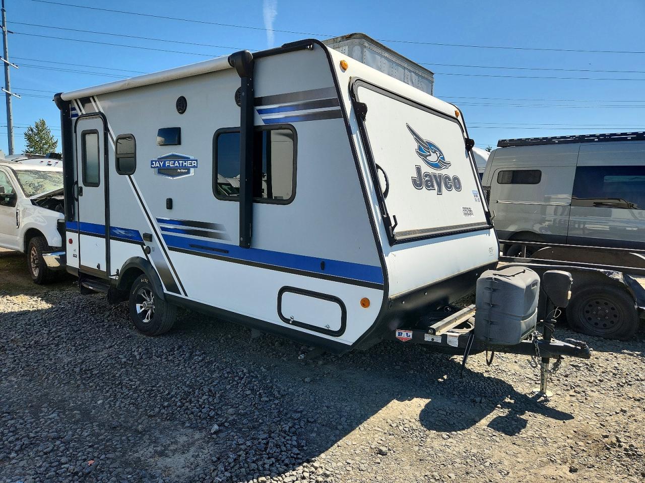 2018 JAYCO All models VIN 1UJBJHAH5J1JZ0155 photo 1