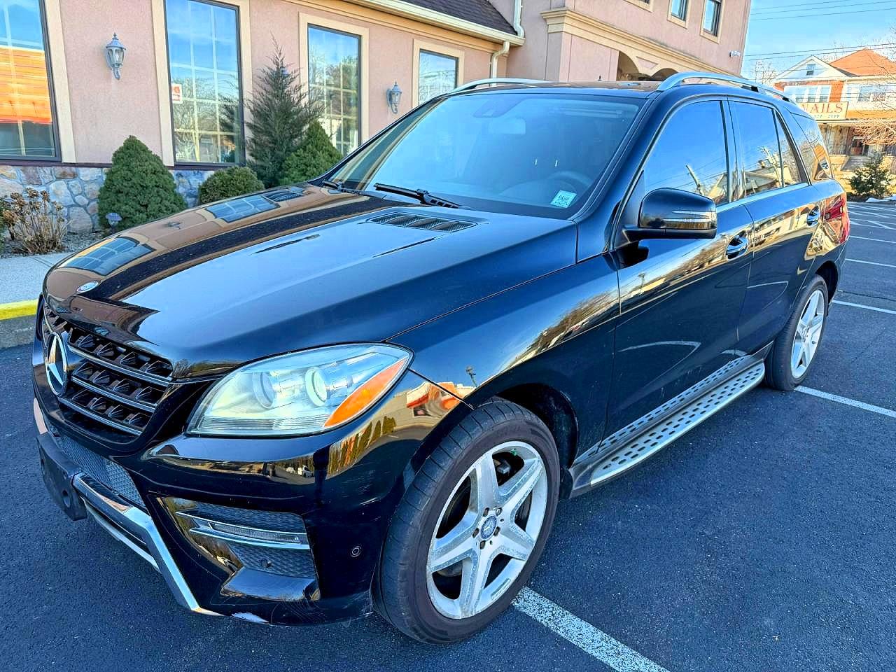 2014 Mercedes-Benz M-class VIN 4JGDA7DB5EA341748 photo 1