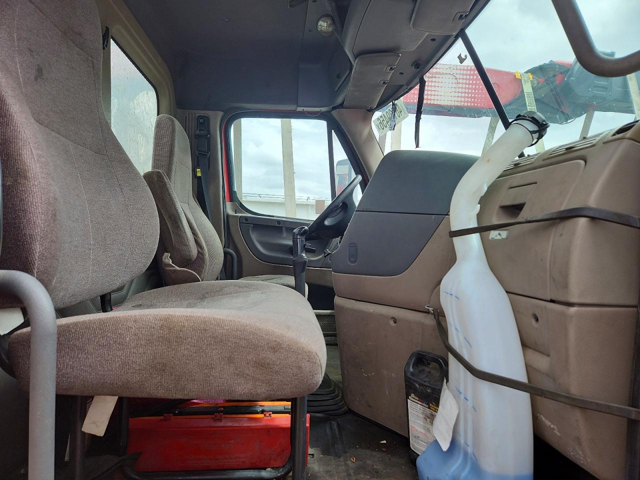 2011 FREIGHTLINER All other VIN 1FUJGEDV7BSBB1520 photo 5