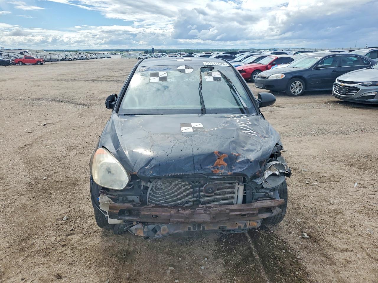 2009 Hyundai Accent VIN KMHCM46C59U312701 photo 5