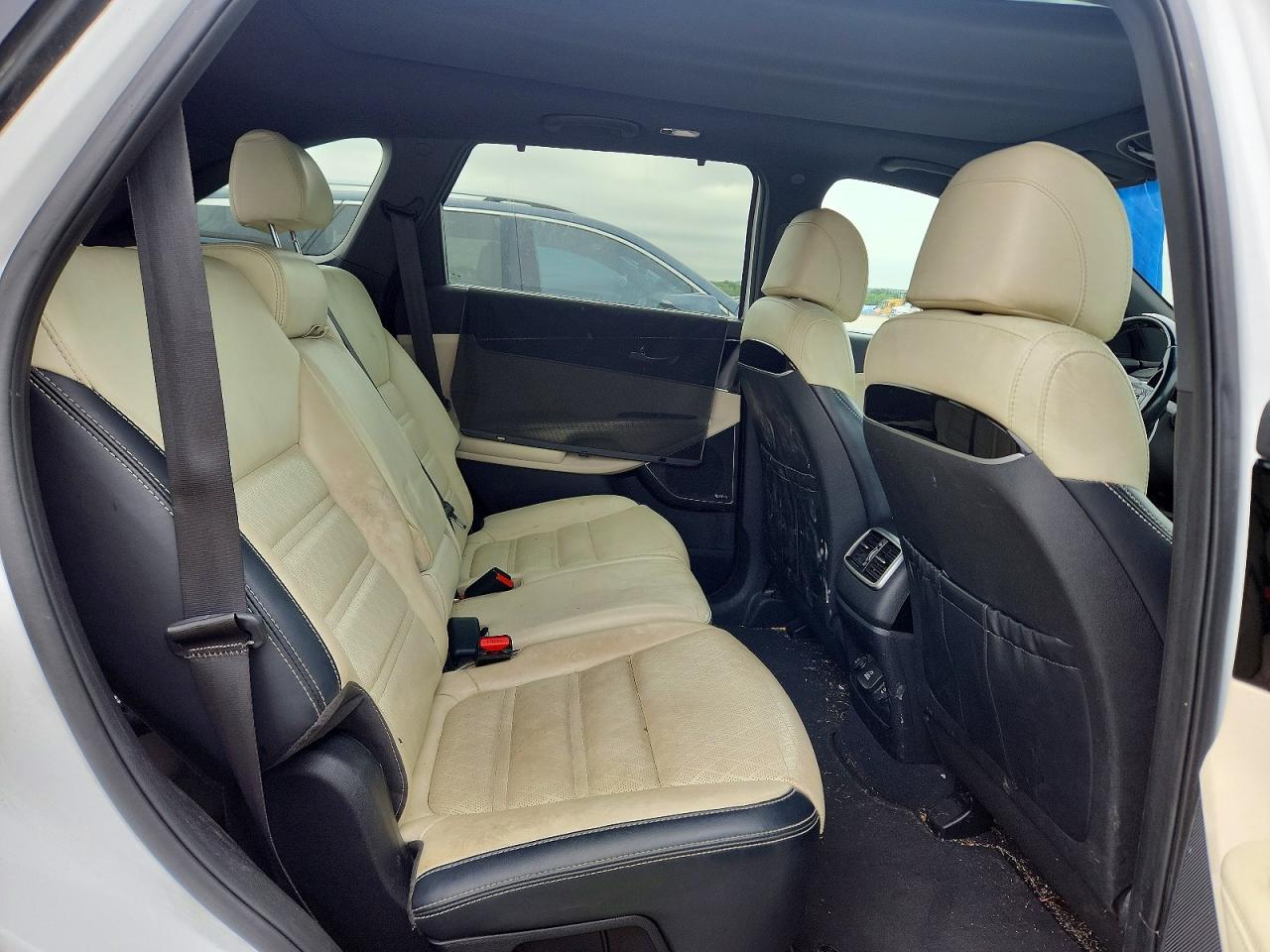 2017 Kia Sorento VIN 5XYPK4A50HG309550 photo 11