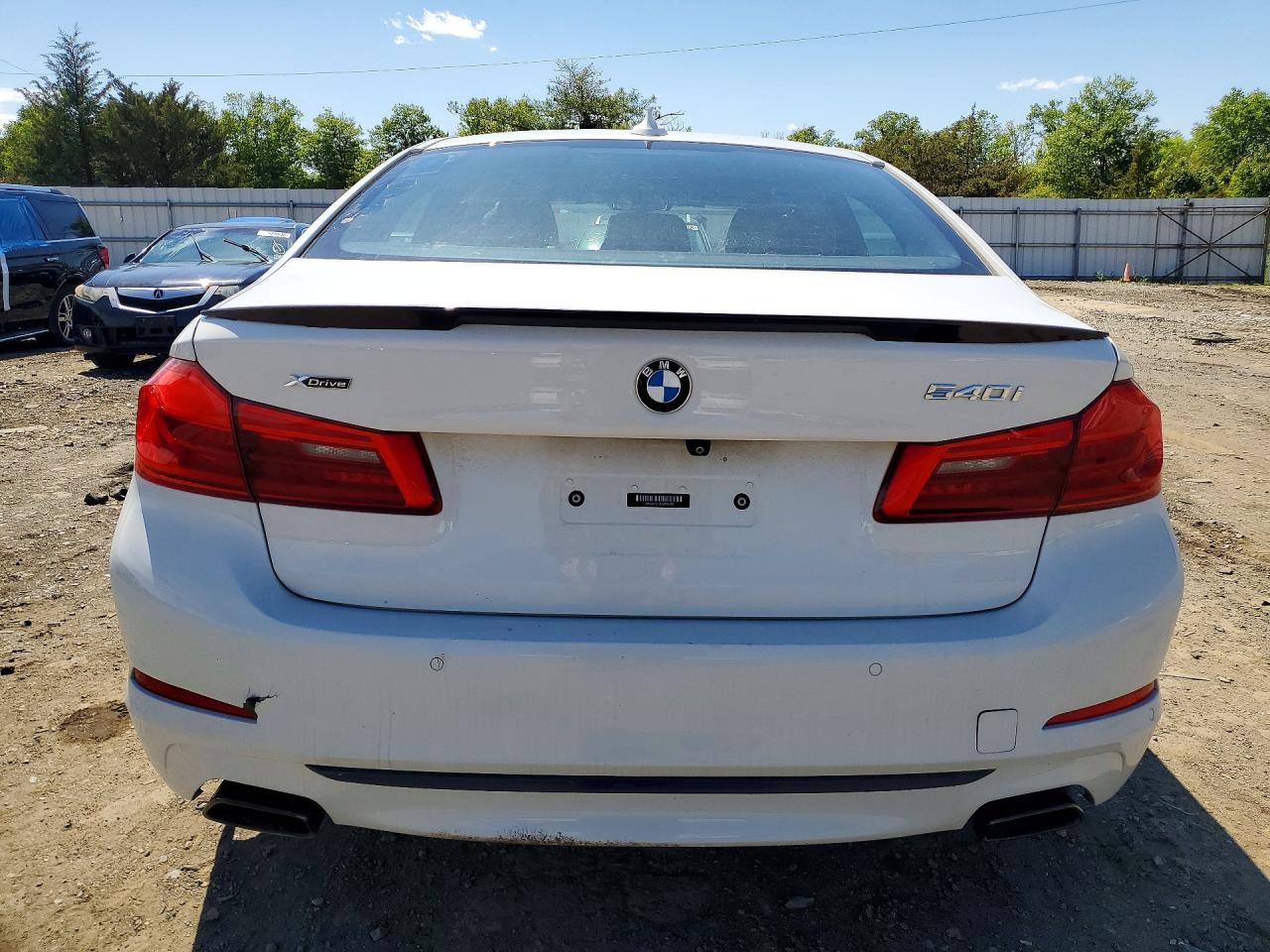 2019 BMW 5 series VIN WBAJE7C53KWW08453 photo 6