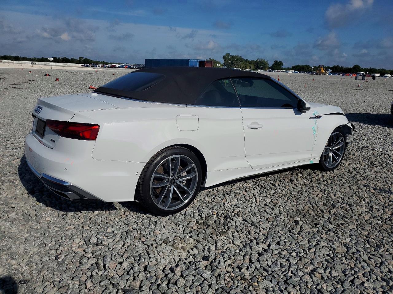 2024 Audi A5 VIN WAU5AGF5XRN001040 photo 3