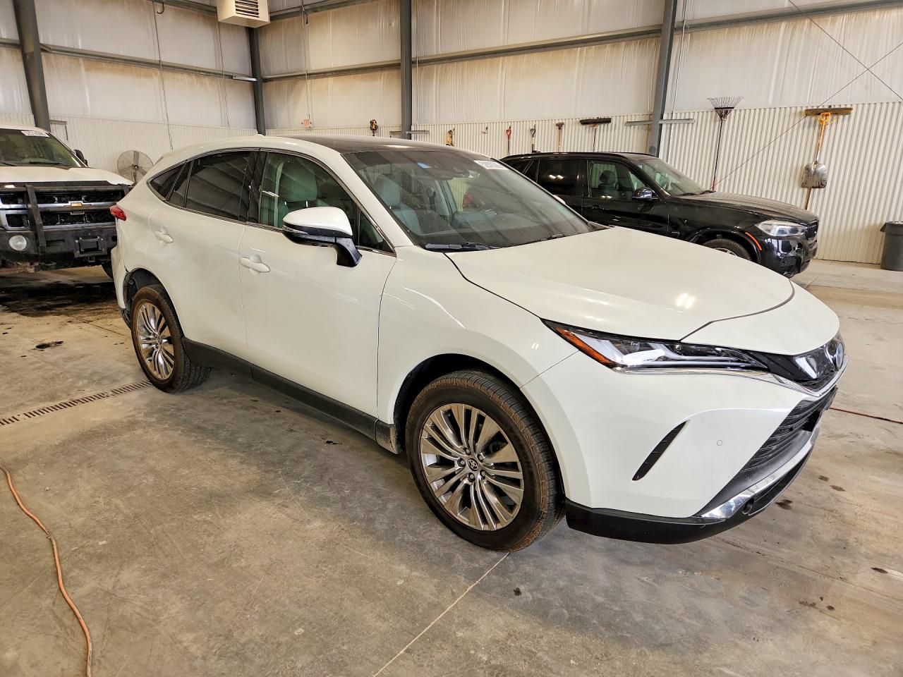 2021 Toyota Venza VIN JTEAAAAH8MJ006409 photo 4
