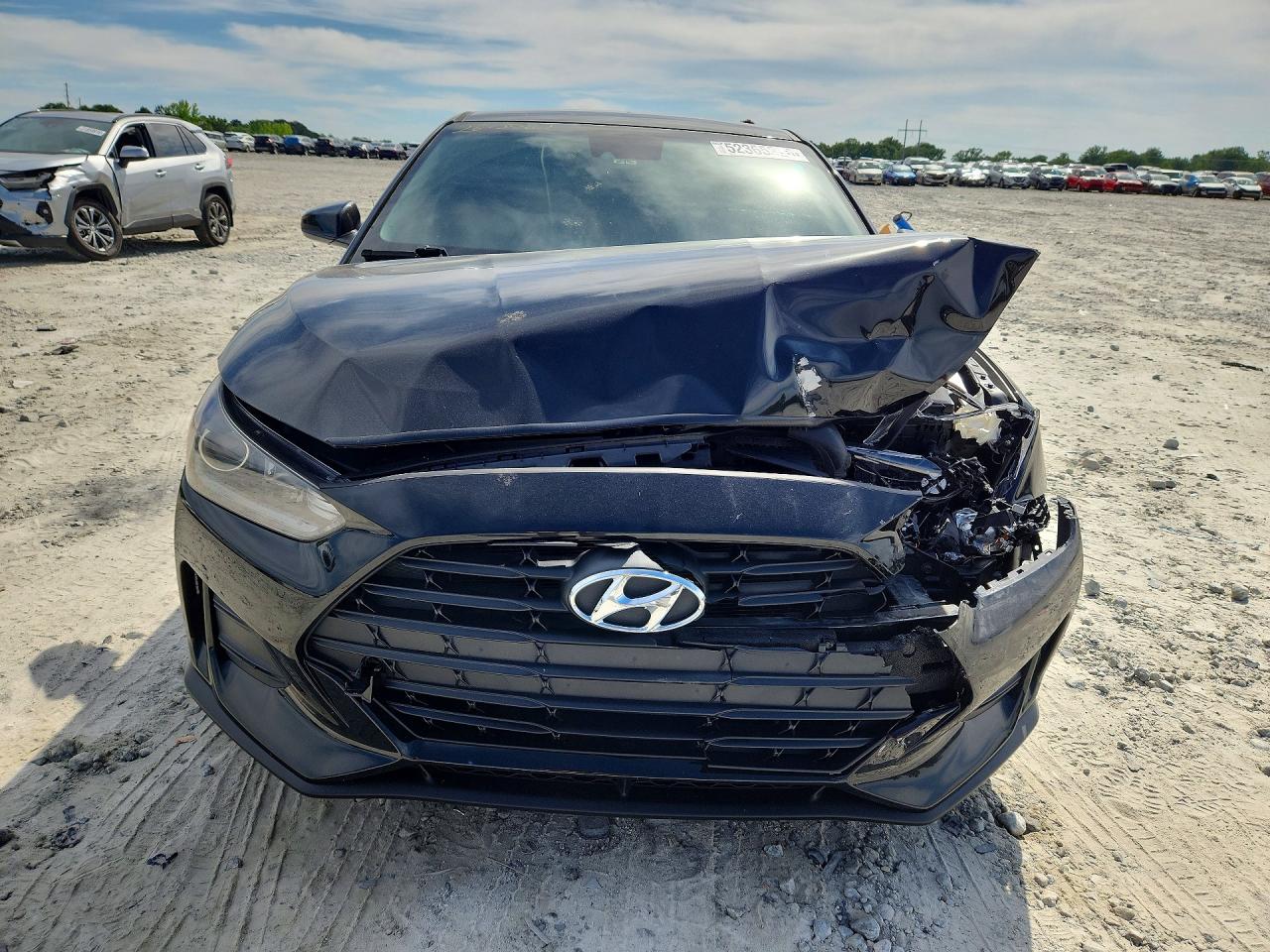 2020 Hyundai Veloster VIN KMHTG6AF2LU021942 photo 5