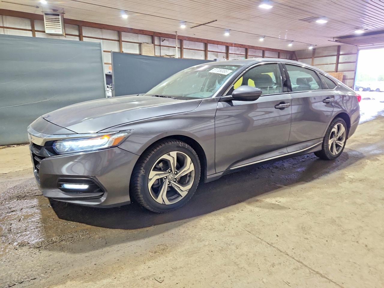 2019 Honda Accord VIN 1HGCV1F48KA043269 photo 1