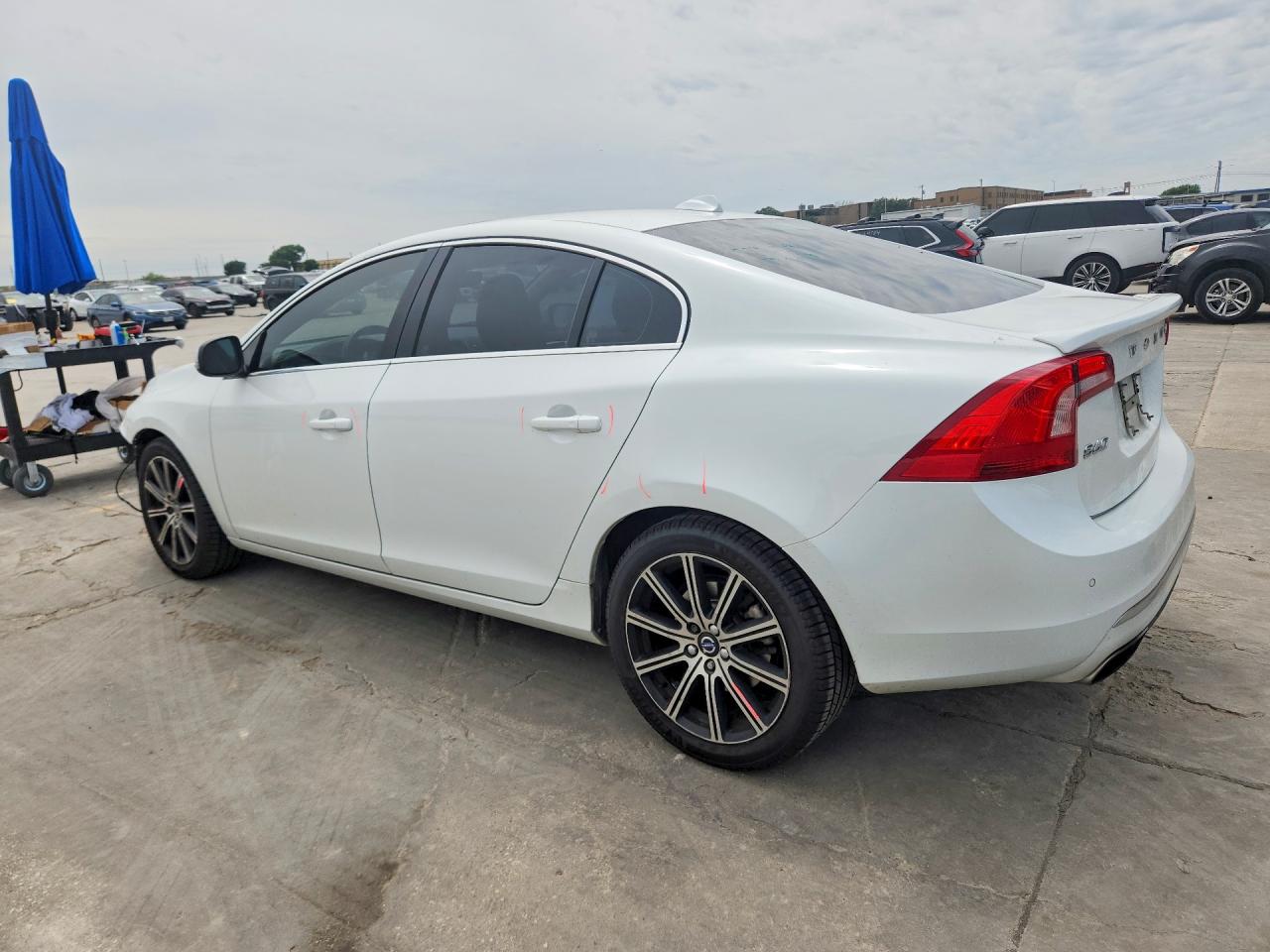 2016 Volvo S60 VIN LYV402FK2GB100572 photo 2