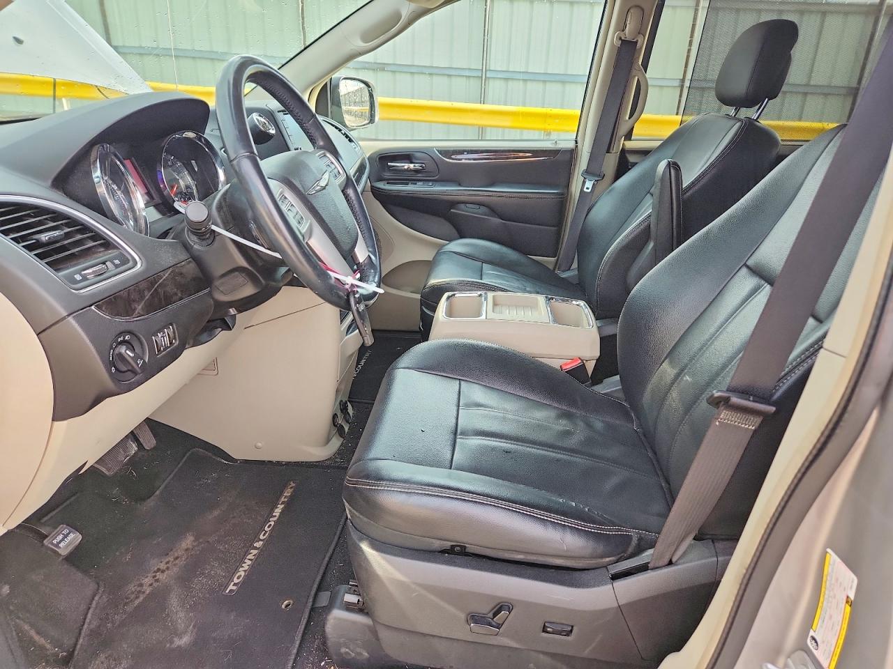 2015 Chrysler Minivan VIN 2C4RC1BG7FR547523 photo 7